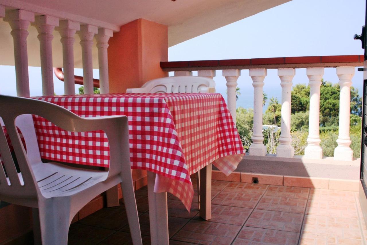 Case Vacanze Pietragrande Capo Vaticano Szoba fotó
